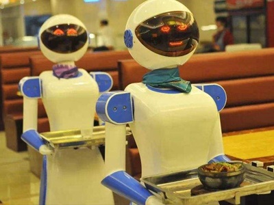 日本智能酒店：機器人服務、刷臉進門